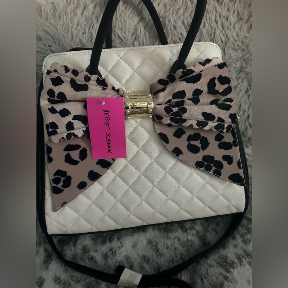 Purse - Picture 2 of 5